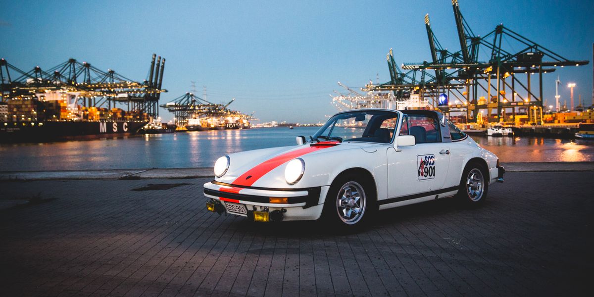 Porsche 911 Targa Rijkspolizei Auktion von KAEMA MOTORS